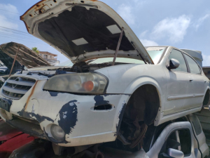 2003 Nissan Maxima