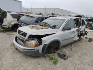2004 Volvo XC90